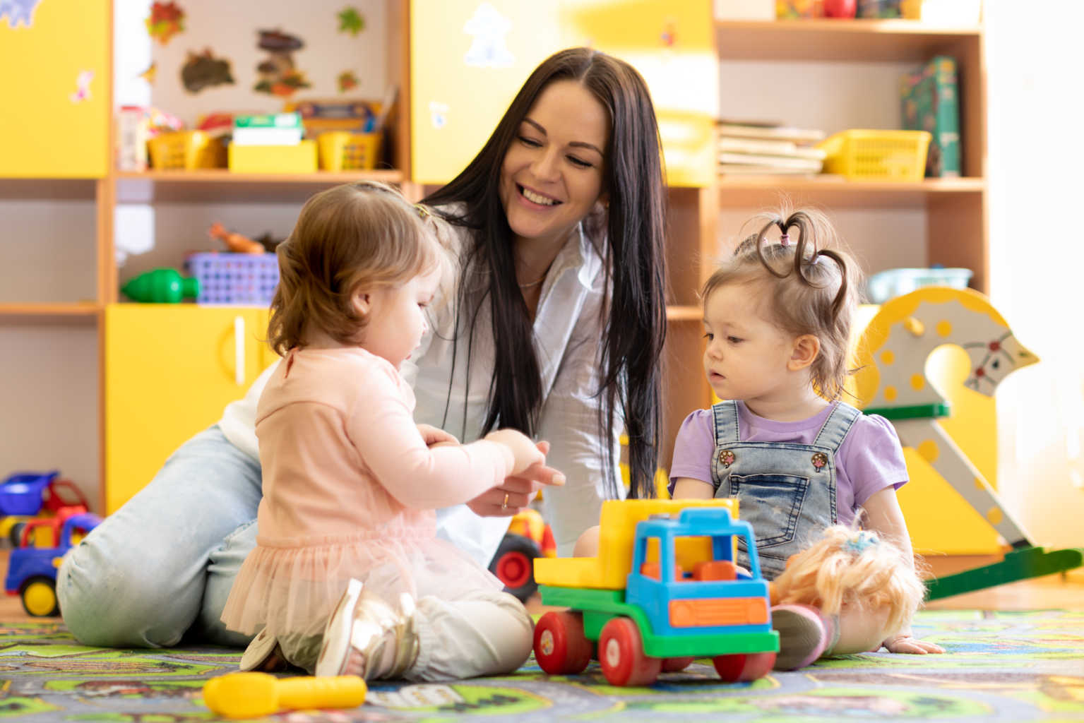 Çocuk & Bebek Bakıcı Hizmeti